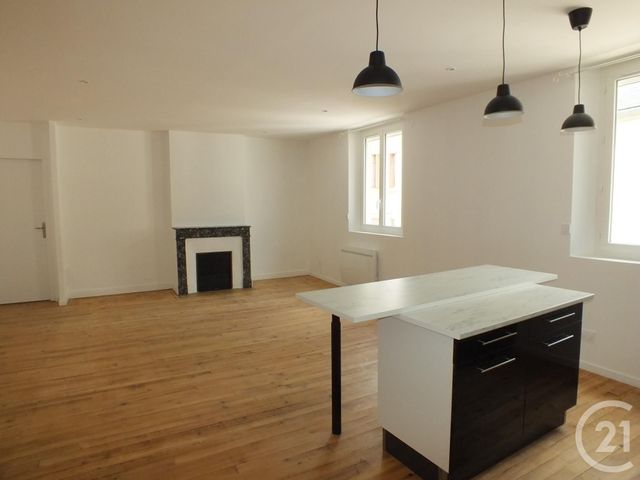 Appartement F3 &agrave; louer - 3 pi&egrave;ces - 91,40 m2 - Lannemezan - 65 - MIDI-PYRENEES