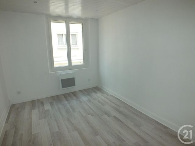 Appartement F3 &agrave; louer - 3 pi&egrave;ces - 91,40 m2 - Lannemezan - 65 - MIDI-PYRENEES