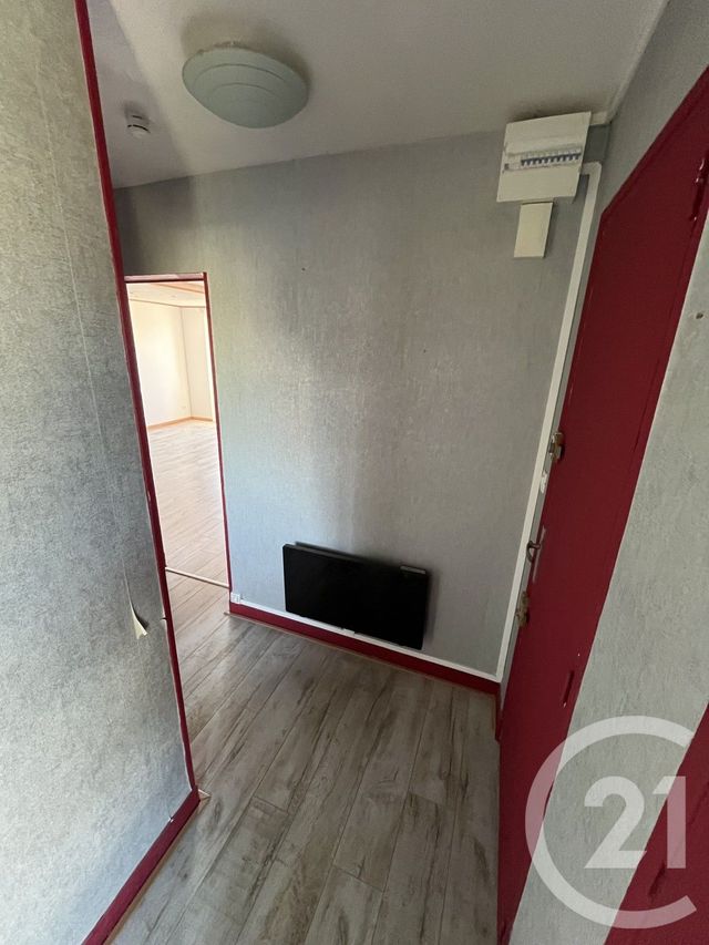 Appartement F2 &agrave; louer - 2 pi&egrave;ces - 42,68 m2 - Lannemezan - 65 - MIDI-PYRENEES