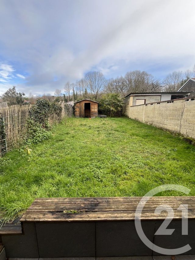 Maison &agrave; louer - 4 pi&egrave;ces - 85,30 m2 - Lanespede - 65 - MIDI-PYRENEES