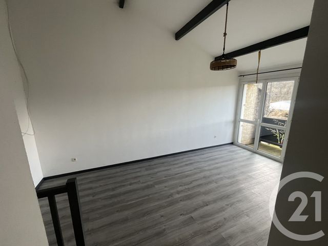 Maison &agrave; louer - 4 pi&egrave;ces - 85,30 m2 - Lanespede - 65 - MIDI-PYRENEES