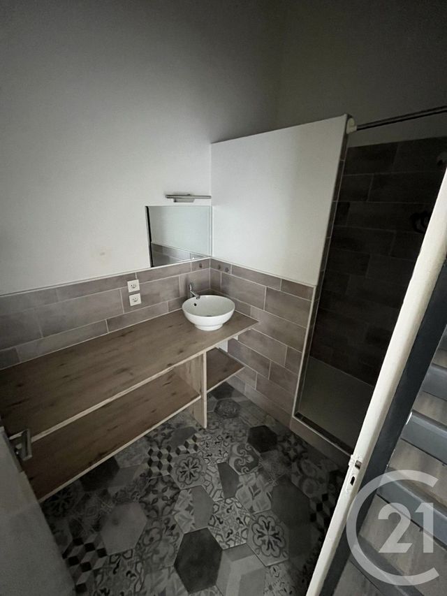 Maison &agrave; louer - 4 pi&egrave;ces - 85,30 m2 - Lanespede - 65 - MIDI-PYRENEES