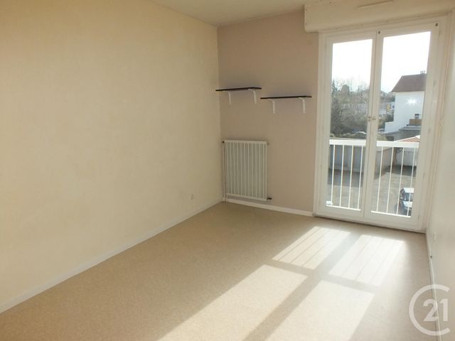 Appartement F4 à louer - 4 pièces - 108,90 m2 - Lannemezan - 65 - MIDI-PYRENEES