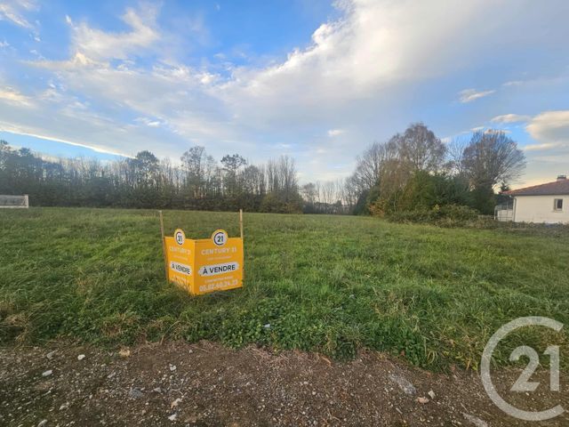 terrain - LANNEMEZAN - 65