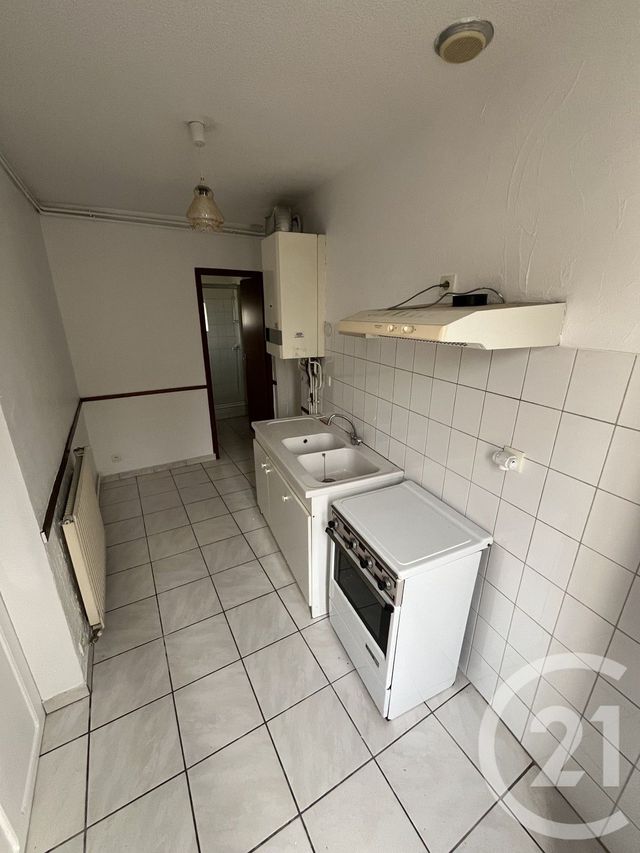 Appartement F1 &agrave; louer - 1 pi&egrave;ce - 32,54 m2 - Lannemezan - 65 - MIDI-PYRENEES