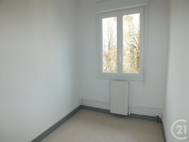 Appartement F3 &agrave; louer - 3 pi&egrave;ces - 79,91 m2 - Lannemezan - 65 - MIDI-PYRENEES