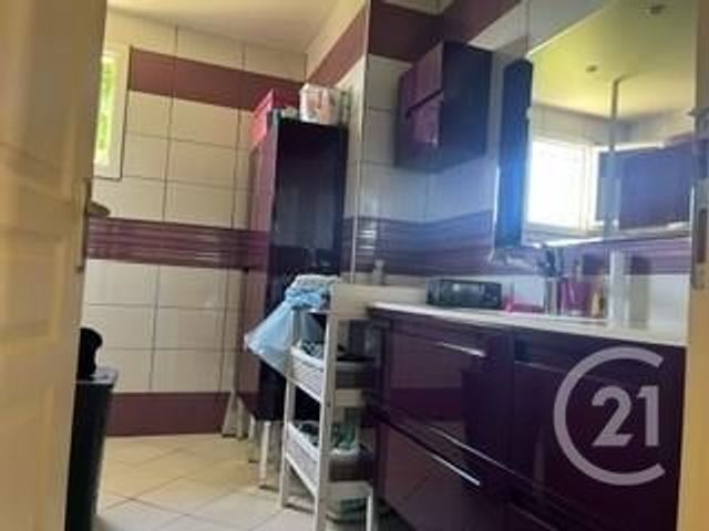 Maison &agrave; louer - 4 pi&egrave;ces - 79,79 m2 - Escala - 65 - MIDI-PYRENEES