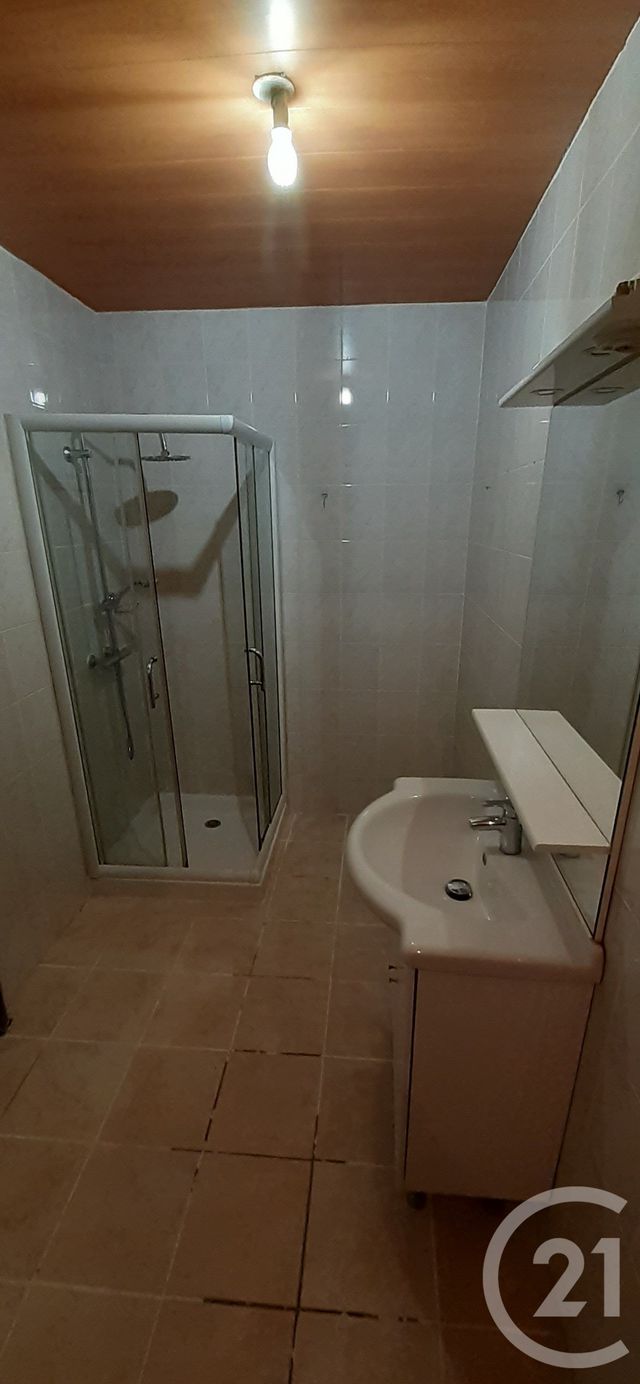 Appartement F4 &agrave; louer - 4 pi&egrave;ces - 76,08 m2 - Heches - 65 - MIDI-PYRENEES