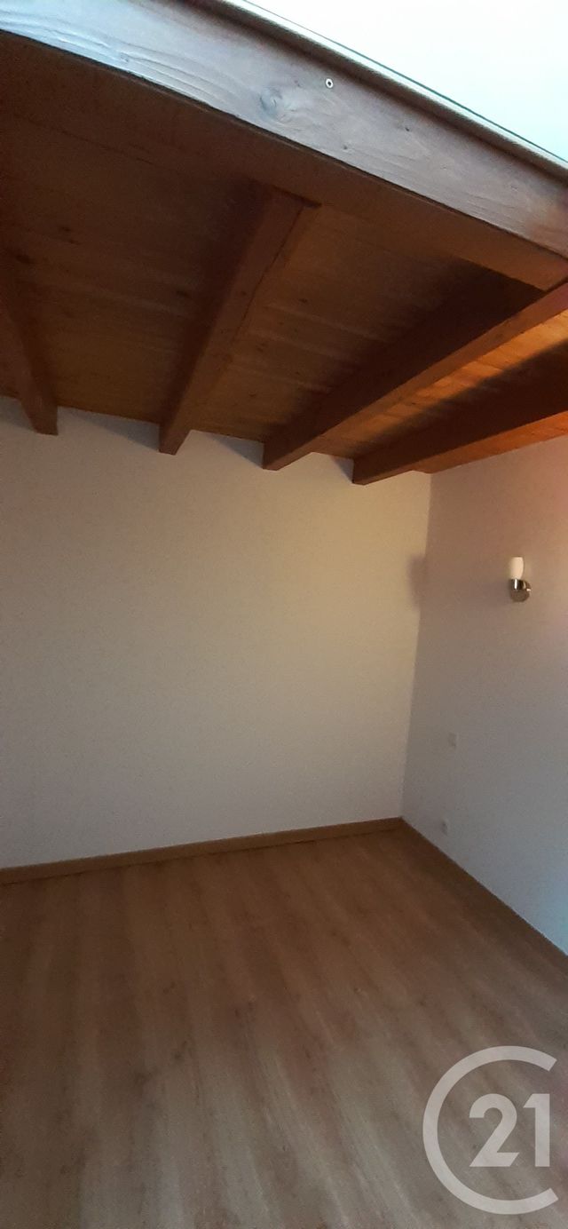 Appartement F4 &agrave; louer - 4 pi&egrave;ces - 76,08 m2 - Heches - 65 - MIDI-PYRENEES
