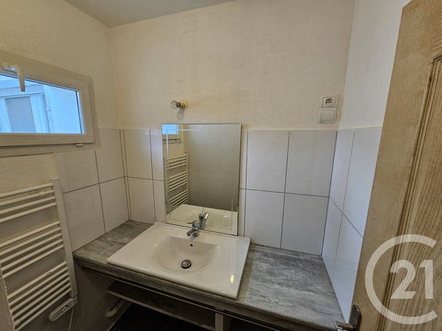 Appartement T3 &agrave; vendre - 4 pi&egrave;ces - 70,76 m2 - Capvern Les Bains - 65 - MIDI-PYRENEES