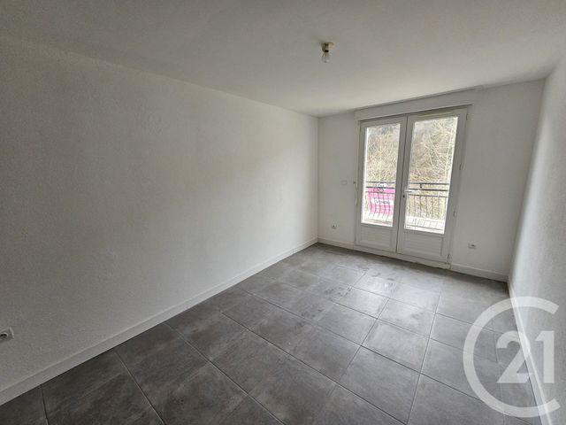 Appartement T3 &agrave; vendre - 4 pi&egrave;ces - 70,76 m2 - Capvern Les Bains - 65 - MIDI-PYRENEES