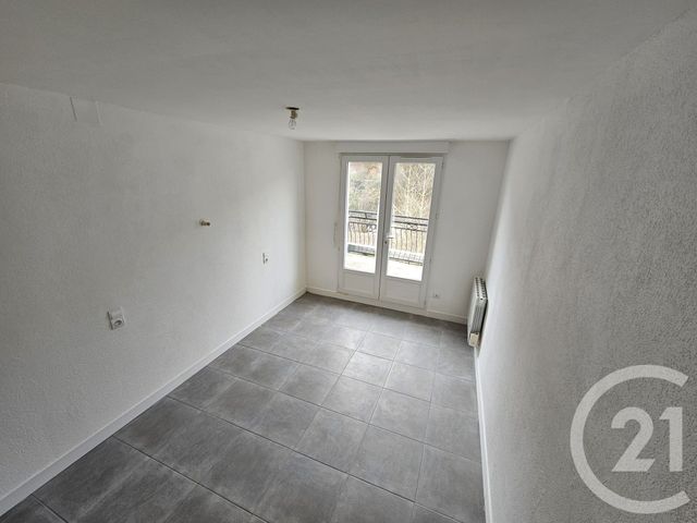 Appartement T3 &agrave; vendre - 4 pi&egrave;ces - 70,76 m2 - Capvern Les Bains - 65 - MIDI-PYRENEES
