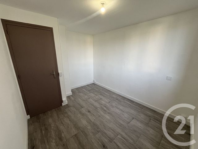 Appartement T3 &agrave; louer - 3 pi&egrave;ces - 63,22 m2 - Lannemezan - 65 - MIDI-PYRENEES