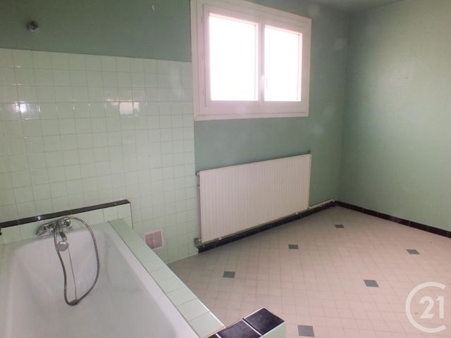 Maison &agrave; louer - 3 pi&egrave;ces - 148 m2 - Lannemezan - 65 - MIDI-PYRENEES