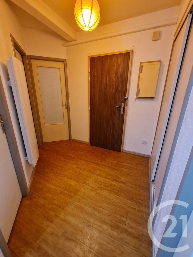 Appartement F2 &agrave; louer - 2 pi&egrave;ces - 59,05 m2 - Lannemezan - 65 - MIDI-PYRENEES