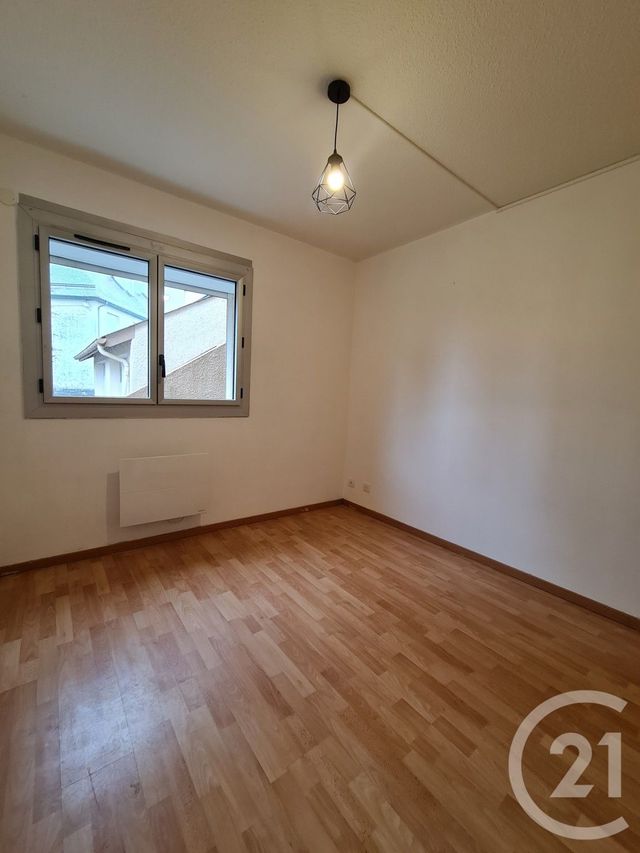 Appartement F2 &agrave; louer - 2 pi&egrave;ces - 59,05 m2 - Lannemezan - 65 - MIDI-PYRENEES
