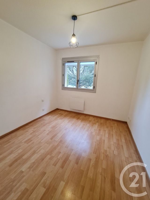 Appartement F2 &agrave; louer - 2 pi&egrave;ces - 59,05 m2 - Lannemezan - 65 - MIDI-PYRENEES