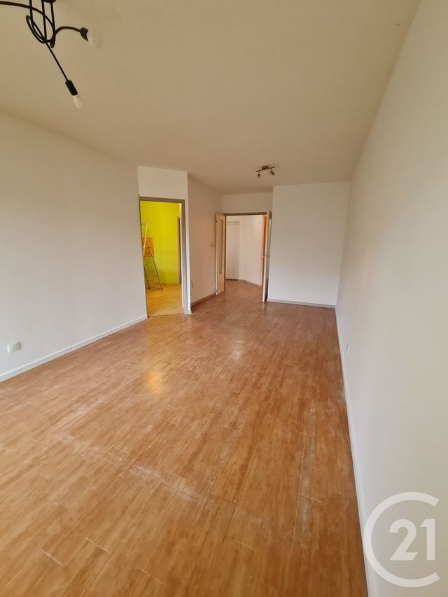 Appartement F2 &agrave; louer - 2 pi&egrave;ces - 59,05 m2 - Lannemezan - 65 - MIDI-PYRENEES