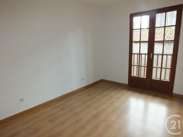 Appartement F3 &agrave; louer - 3 pi&egrave;ces - 86,48 m2 - Lannemezan - 65 - MIDI-PYRENEES