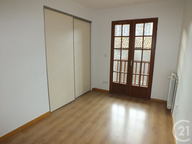 Appartement F3 &agrave; louer - 3 pi&egrave;ces - 86,48 m2 - Lannemezan - 65 - MIDI-PYRENEES