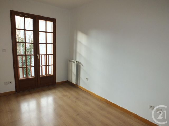 Appartement F3 &agrave; louer - 3 pi&egrave;ces - 86,48 m2 - Lannemezan - 65 - MIDI-PYRENEES