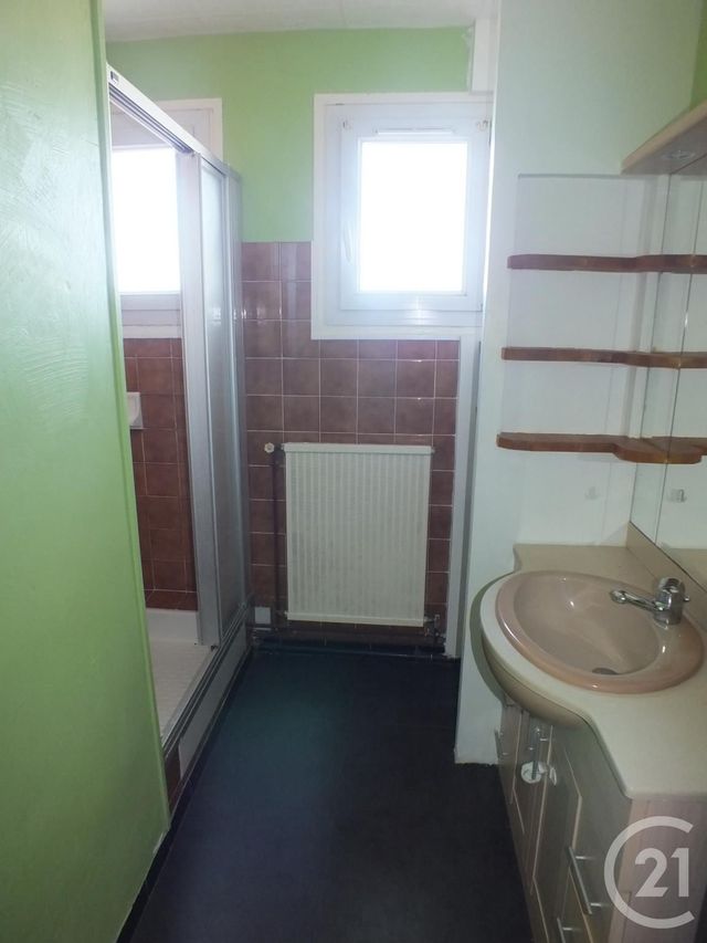 Appartement F3 &agrave; louer - 3 pi&egrave;ces - 68,14 m2 - Lannemezan - 65 - MIDI-PYRENEES