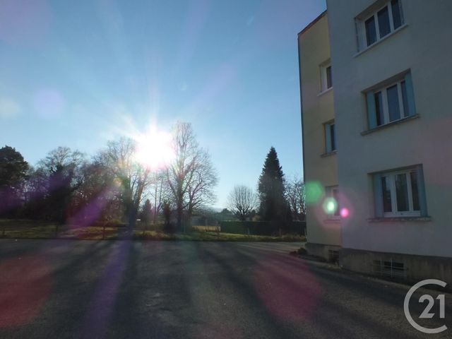 Appartement F3 &agrave; louer - 3 pi&egrave;ces - 68,14 m2 - Lannemezan - 65 - MIDI-PYRENEES