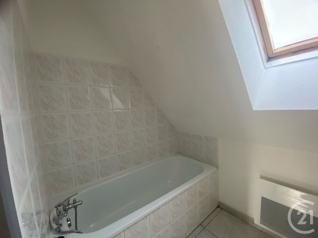 Appartement F2 &agrave; louer - 2 pi&egrave;ces - 39,92 m2 - La Barthe De Neste - 65 - MIDI-PYRENEES