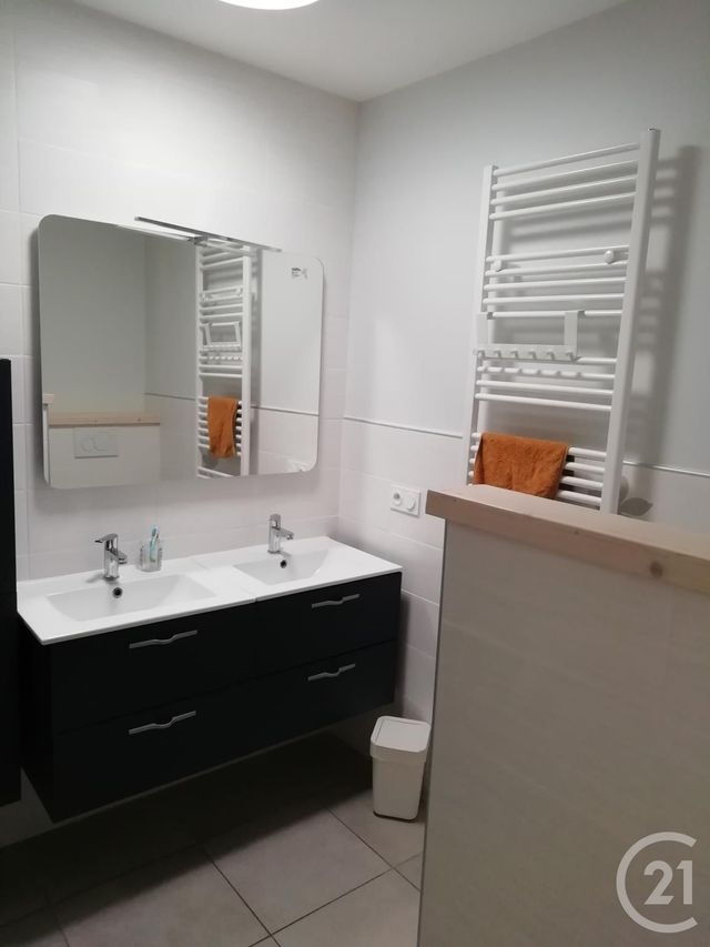 Maison &agrave; louer - 4 pi&egrave;ces - 120 m2 - Capvern Les Bains - 65 - MIDI-PYRENEES