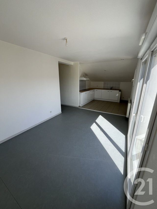 Appartement F3 &agrave; louer - 3 pi&egrave;ces - 55,22 m2 - Lannemezan - 65 - MIDI-PYRENEES