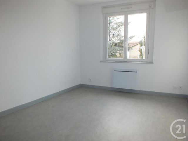 Appartement F2 &agrave; louer - 2 pi&egrave;ces - 39,28 m2 - Lannemezan - 65 - MIDI-PYRENEES