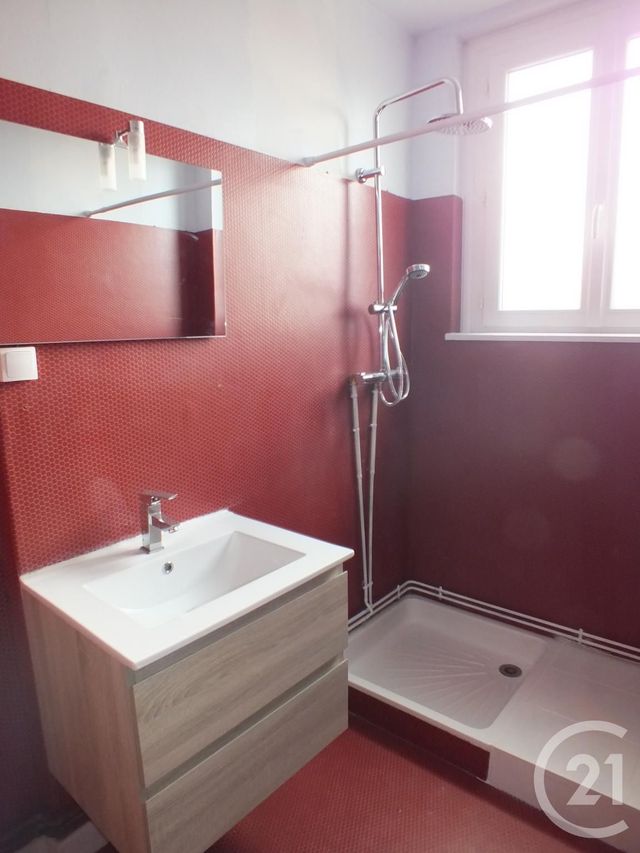Appartement F2 &agrave; louer - 2 pi&egrave;ces - 39,28 m2 - Lannemezan - 65 - MIDI-PYRENEES
