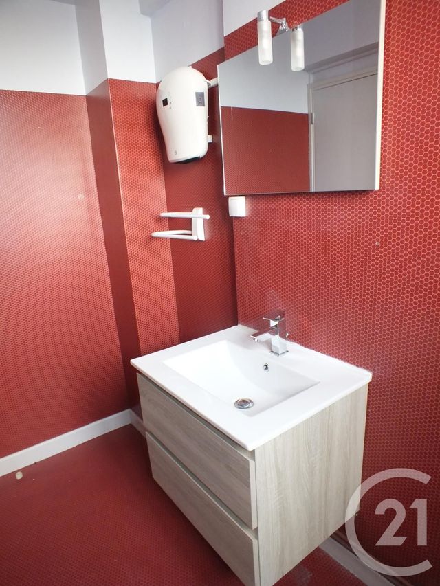 Appartement F2 &agrave; louer - 2 pi&egrave;ces - 39,28 m2 - Lannemezan - 65 - MIDI-PYRENEES