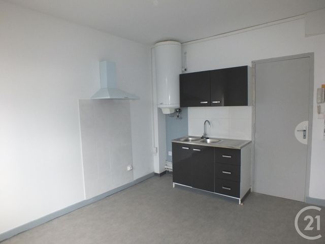 Appartement F2 &agrave; louer - 2 pi&egrave;ces - 39,28 m2 - Lannemezan - 65 - MIDI-PYRENEES