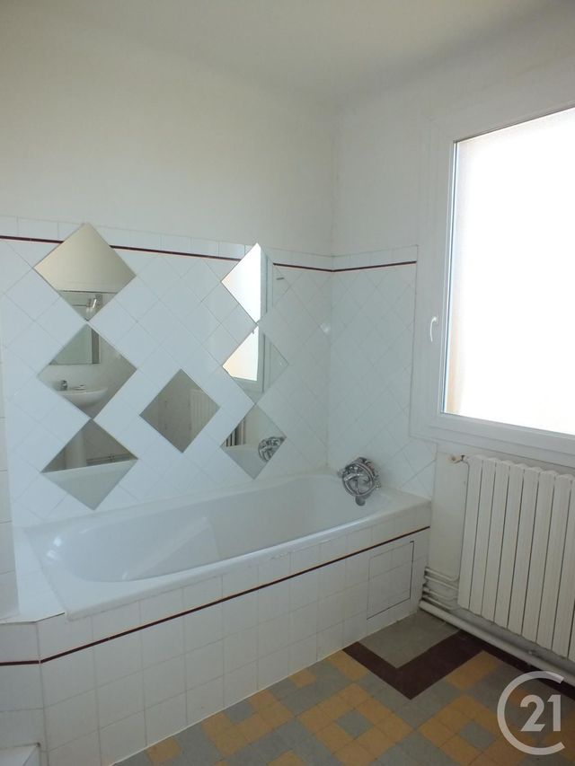 Maison &agrave; louer - 5 pi&egrave;ces - 113,06 m2 - Lannemezan - 65 - MIDI-PYRENEES