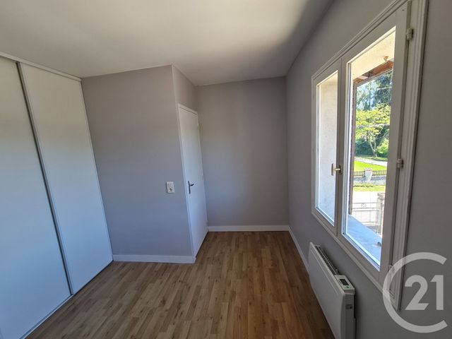 Appartement F4 &agrave; louer - 4 pi&egrave;ces - 68,45 m2 - Tuzaguet - 65 - MIDI-PYRENEES