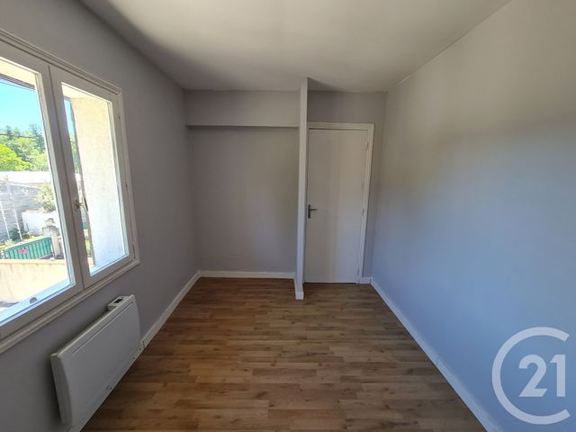 Appartement F4 &agrave; louer - 4 pi&egrave;ces - 68,45 m2 - Tuzaguet - 65 - MIDI-PYRENEES