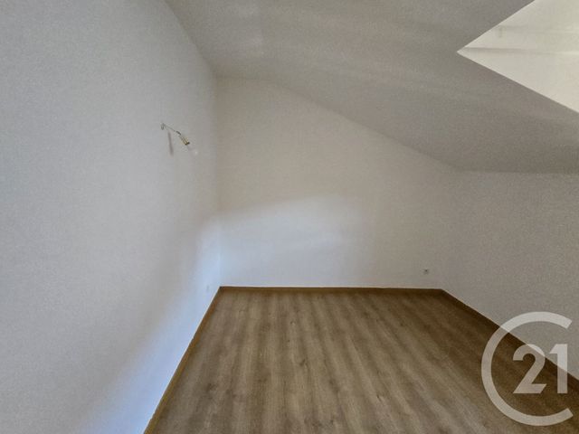 Appartement F2 &agrave; louer - 2 pi&egrave;ces - 41,61 m2 - Lannemezan - 65 - MIDI-PYRENEES