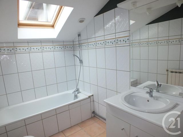 Appartement F2 &agrave; louer - 2 pi&egrave;ces - 41,61 m2 - Lannemezan - 65 - MIDI-PYRENEES