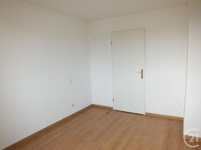 Appartement F2 &agrave; louer - 2 pi&egrave;ces - 36,32 m2 - Lannemezan - 65 - MIDI-PYRENEES