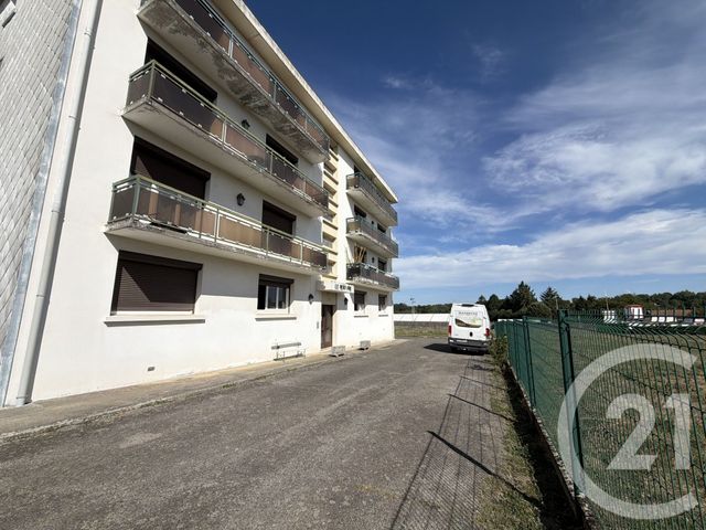 Appartement F3 &agrave; louer - 3 pi&egrave;ces - 73,09 m2 - Lannemezan - 65 - MIDI-PYRENEES
