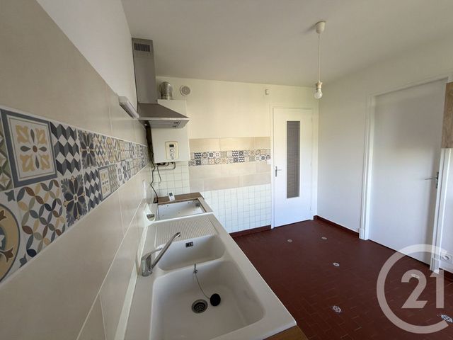 Appartement F3 &agrave; louer - 3 pi&egrave;ces - 73,09 m2 - Lannemezan - 65 - MIDI-PYRENEES