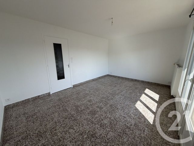 Appartement F3 &agrave; louer - 3 pi&egrave;ces - 73,09 m2 - Lannemezan - 65 - MIDI-PYRENEES