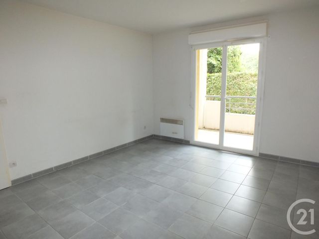 Appartement F2 &agrave; louer - 2 pi&egrave;ces - 37,37 m2 - Lannemezan - 65 - MIDI-PYRENEES