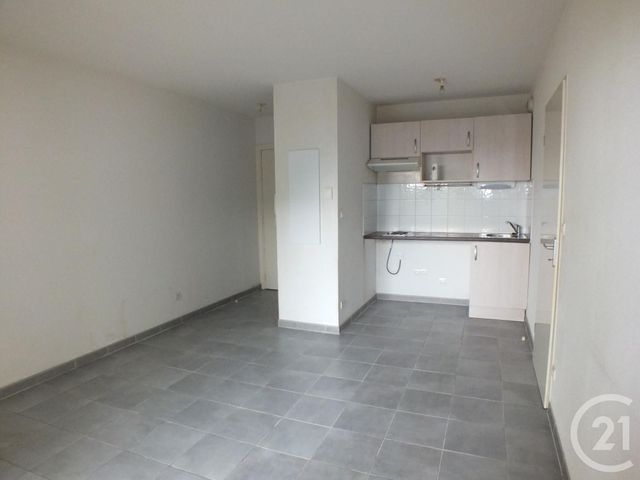 Appartement F2 &agrave; louer - 2 pi&egrave;ces - 37,37 m2 - Lannemezan - 65 - MIDI-PYRENEES