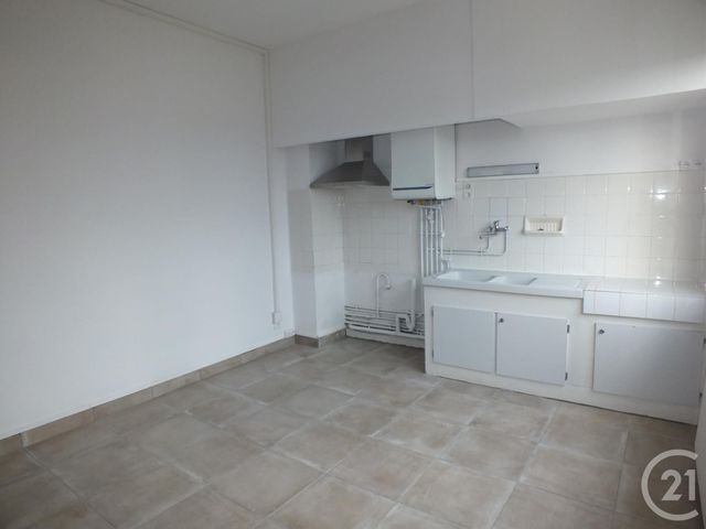 Appartement F3 &agrave; louer - 3 pi&egrave;ces - 79,91 m2 - Lannemezan - 65 - MIDI-PYRENEES