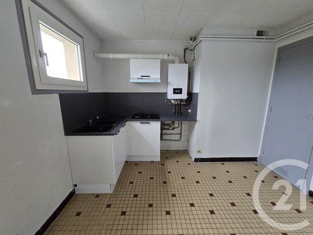 Appartement F3 &agrave; louer - 3 pi&egrave;ces - 74,14 m2 - Lannemezan - 65 - MIDI-PYRENEES