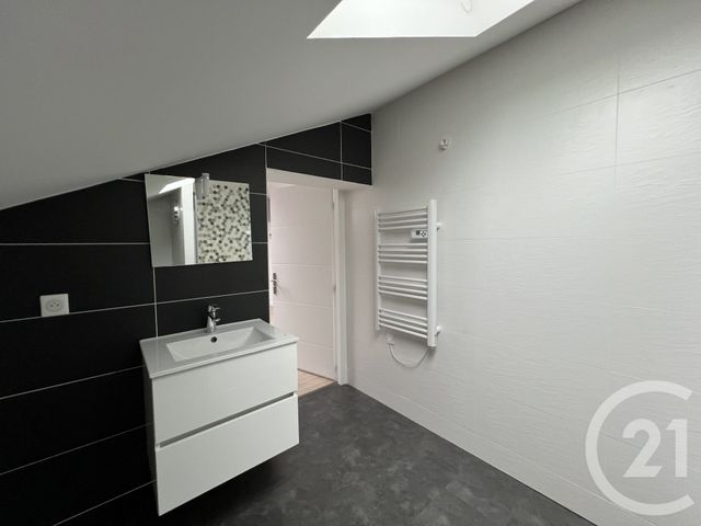 Appartement T3 à louer - 3 pièces - 47,42 m2 - Salies Du Salat - 31 - MIDI-PYRENEES