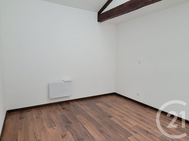 Appartement T4 &agrave; louer - 4 pi&egrave;ces - 84,05 m2 - Cazeres - 31 - MIDI-PYRENEES