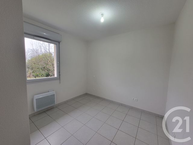 Appartement T2 &agrave; louer - 2 pi&egrave;ces - 35,67 m2 - Cazeres - 31 - MIDI-PYRENEES